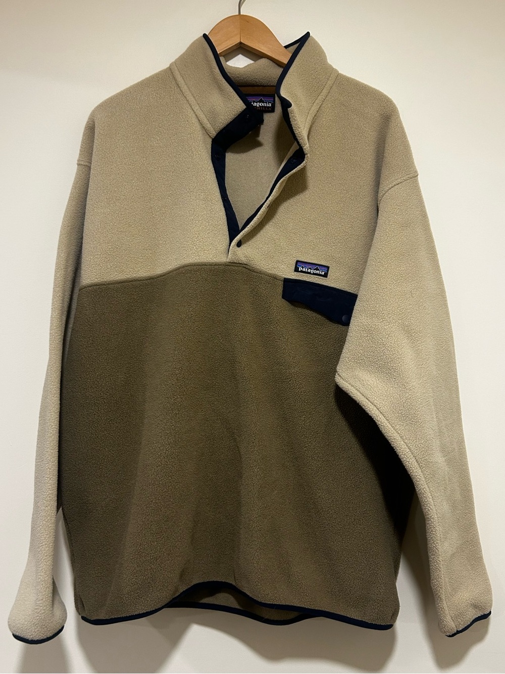 Patagonia Synchilla Fleece Colorblock Pullover in Tan, Brown & Blue Size XL